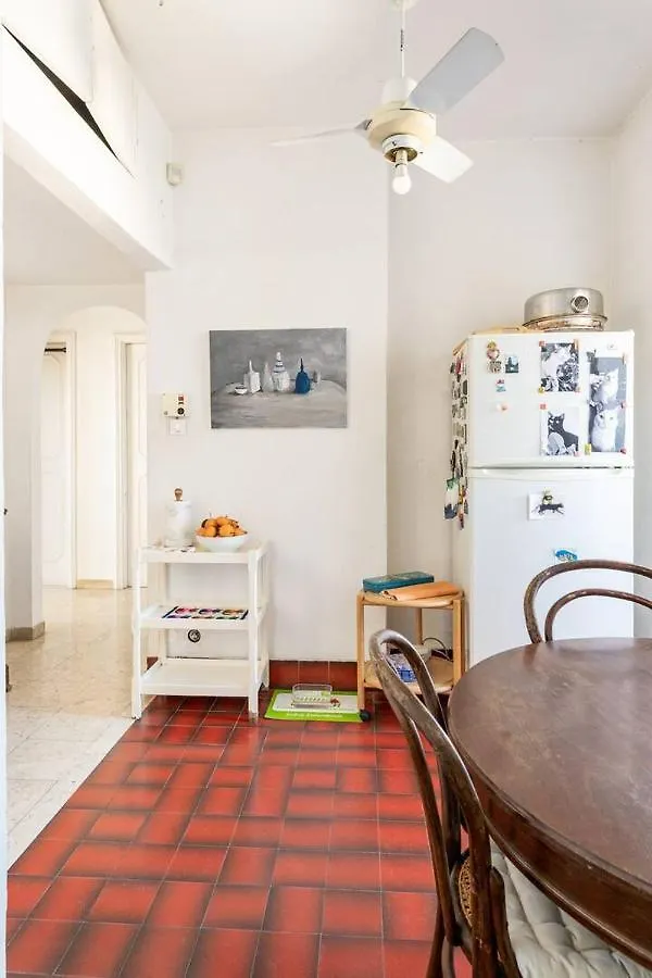 Alloggio in famiglia Room And Private Bathroom Between Mondello Beach And Old Town! Free Park! Palermo