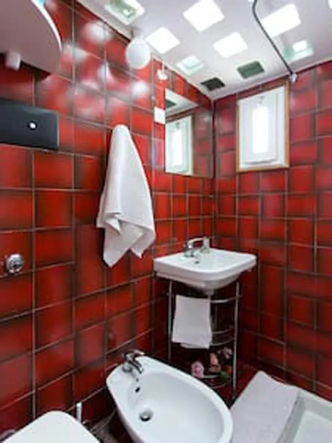 Room And Private Bathroom Between Mondello Beach And Old Town! Free Park! Palermo