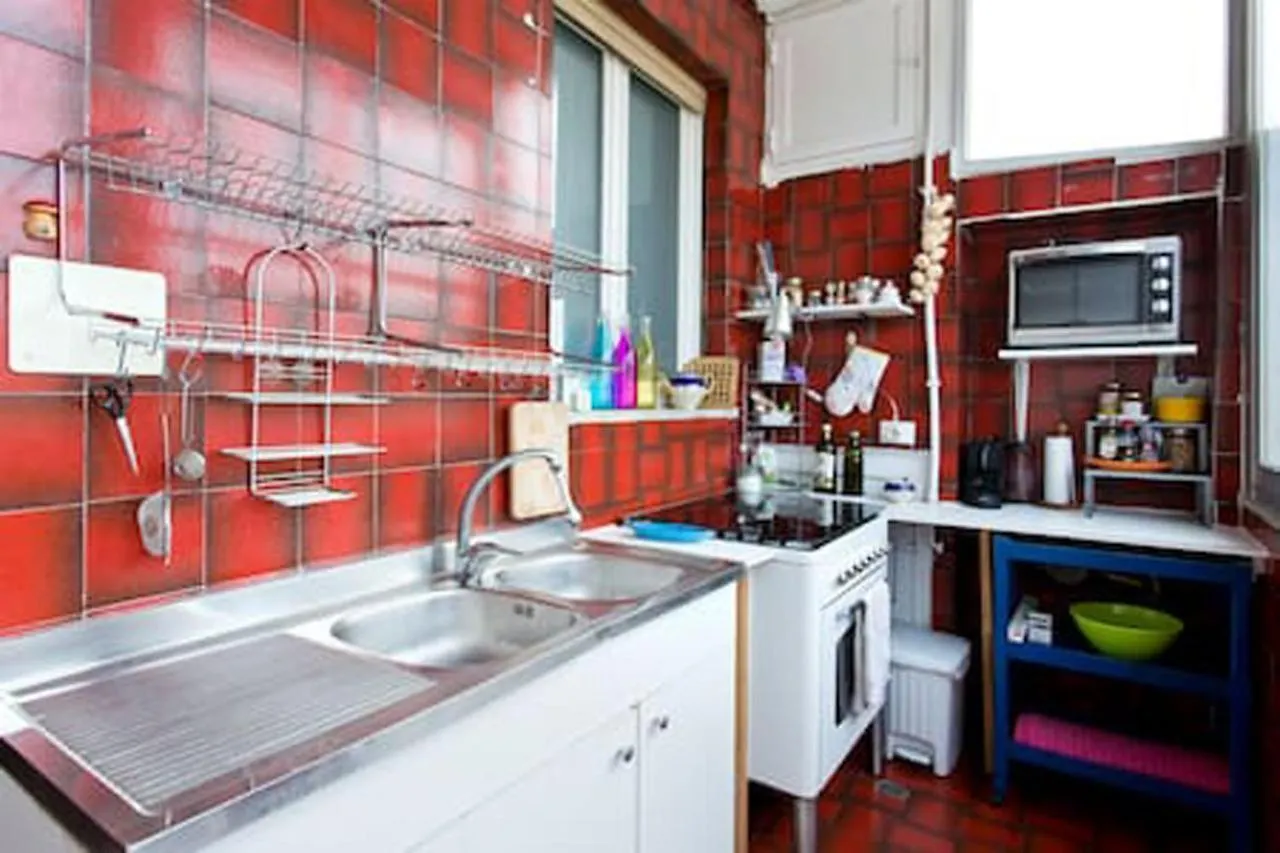 Room And Private Bathroom Between Mondello Beach And Old Town! Free Park! パレルモ 0*,  イタリア